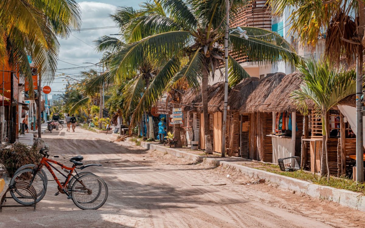 Mayan Mittoz, Holbox
